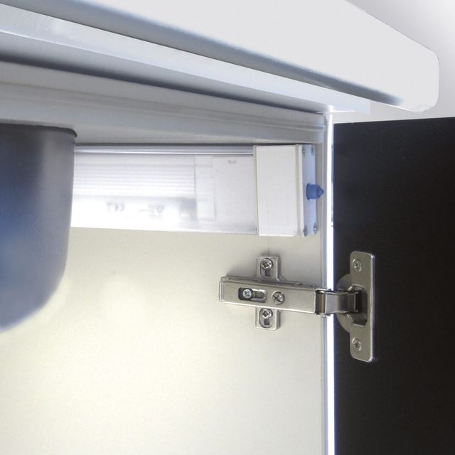 &Eacute;clairage LED int&eacute;gr&eacute; aux meubles d&rsquo;une cuisine sur mesure