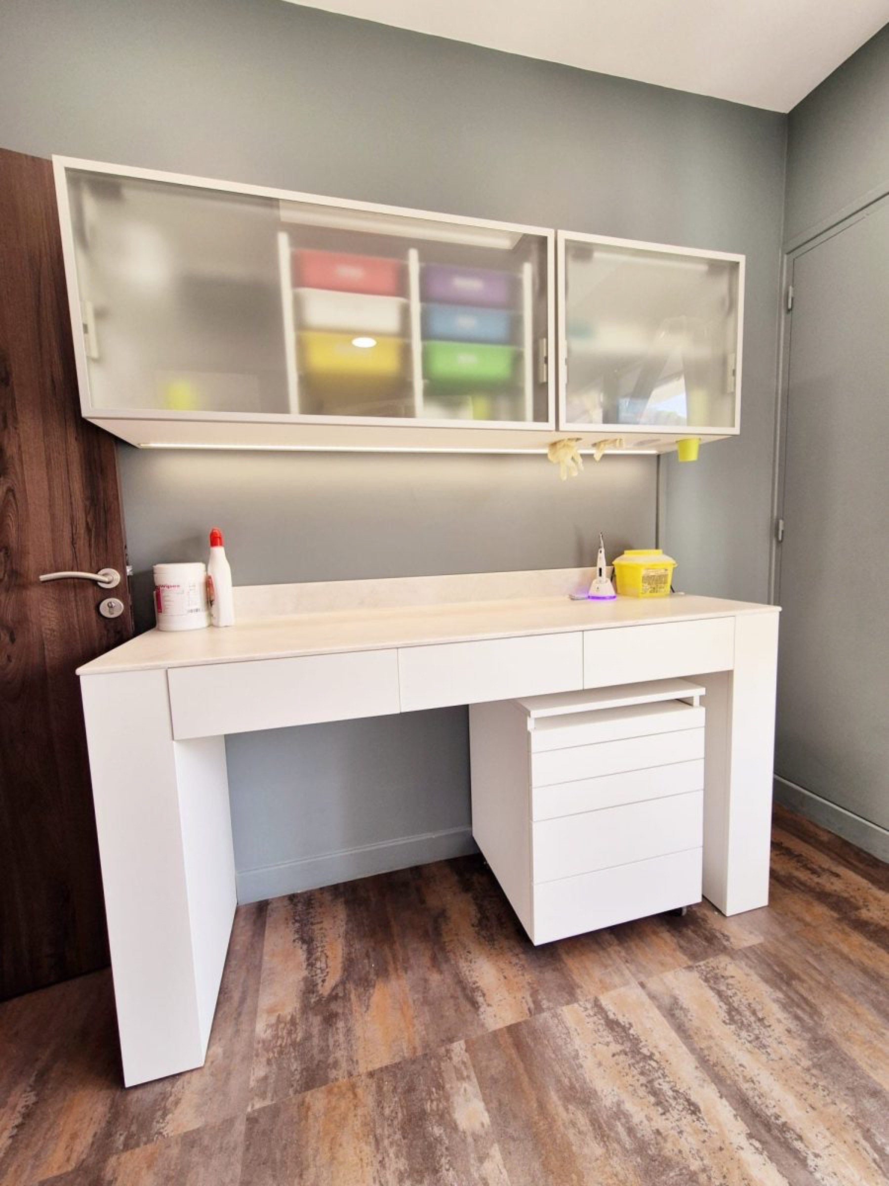Agencement professionnel cabinet dentaire sur mesure