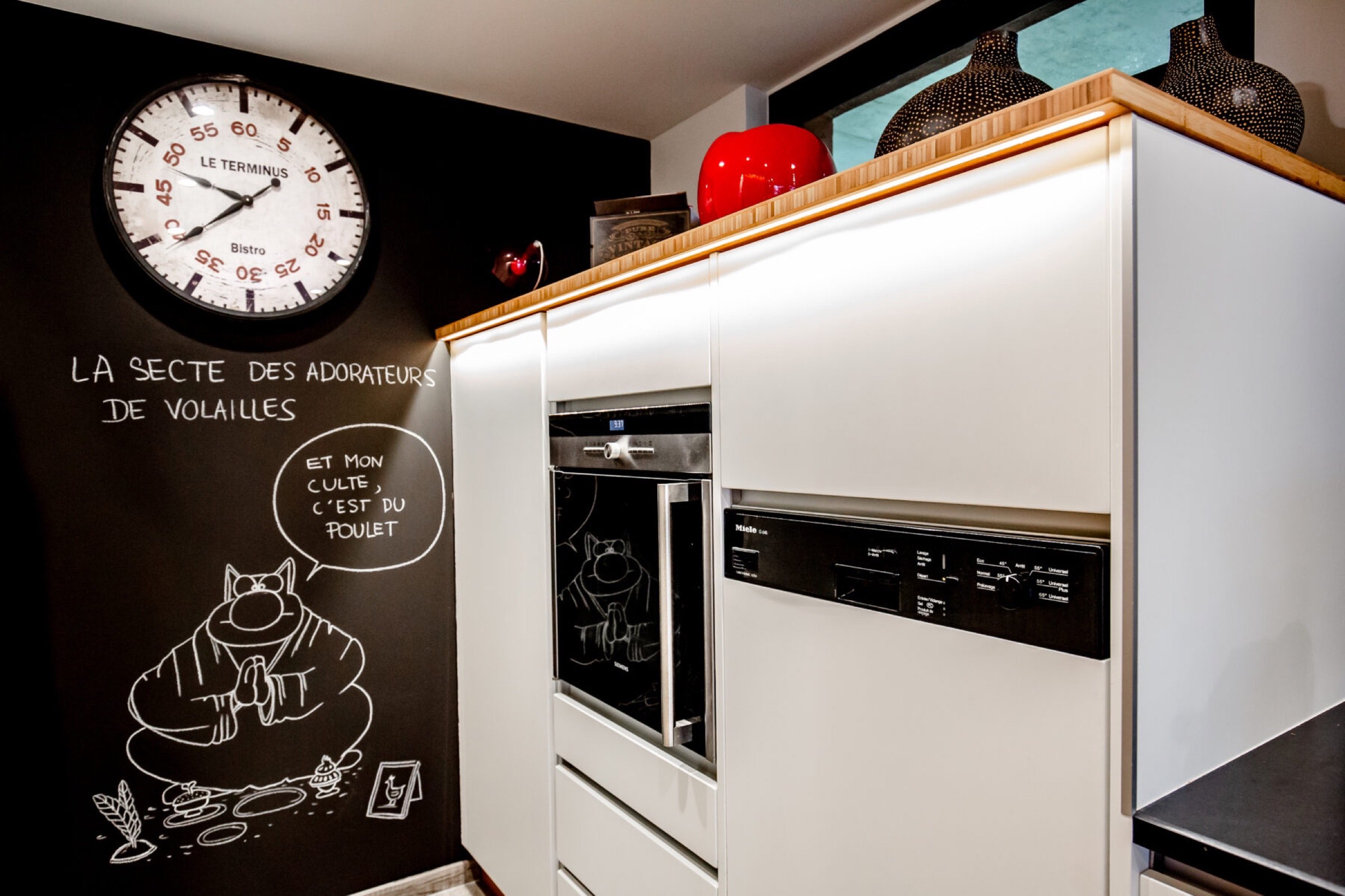 cuisine mur noir ardoise