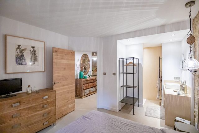 &Eacute;clairage int&eacute;gr&eacute; sous le lit &mdash;&nbsp;chambre du p&ecirc;cheur