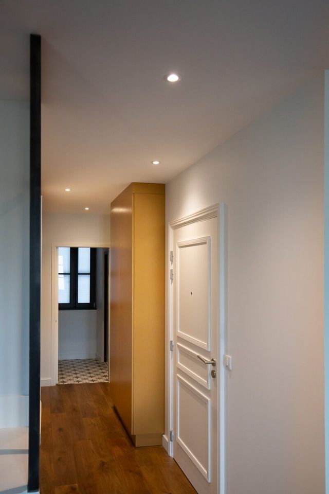 Placard d&rsquo;entr&eacute;e en m&eacute;dium peint &mdash;&nbsp;Biarritz