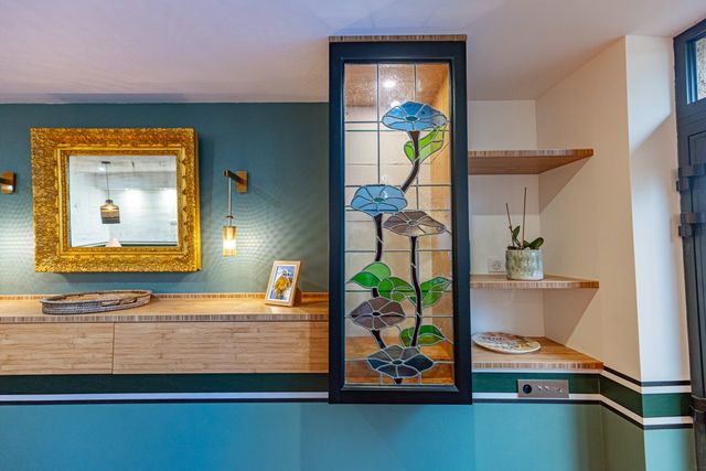 Bureau sur mesure et vitrail &mdash;&nbsp;Mirande (32)