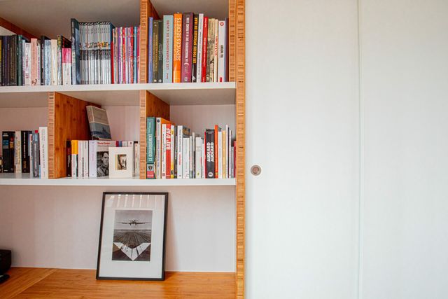 Bureau sur mesure avec plan de travail et rangements &agrave; Pau &mdash;&nbsp;Castellanos