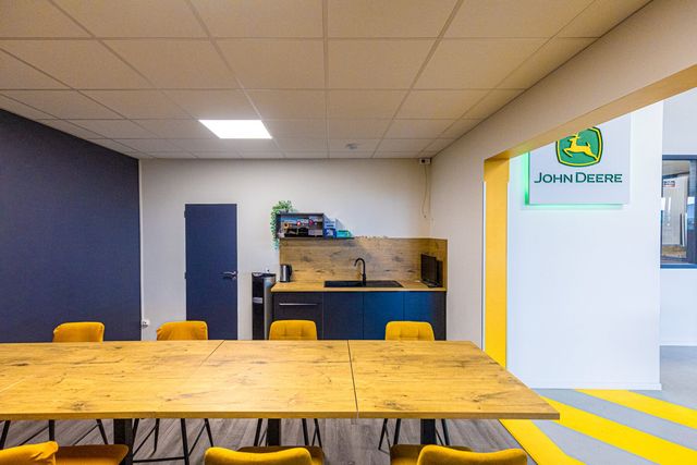 Espace repas des salari&eacute;s &mdash;&nbsp;Dupuy et Fils, Mi&eacute;lan