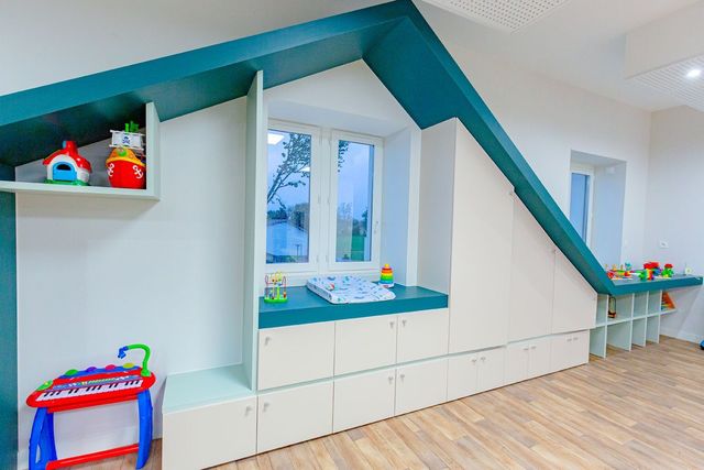 Mobilier &agrave; hauteur d&rsquo;enfant &mdash;&nbsp;maison d&rsquo;assistantes maternelles