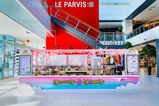 Cr&eacute;ation du stand Dream Donuts