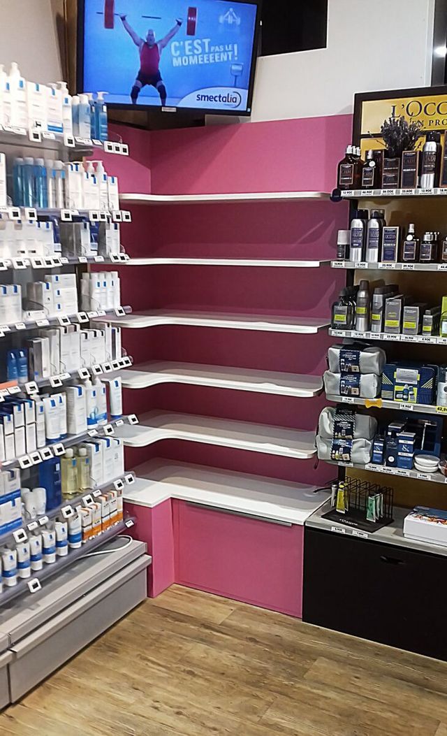 Meuble de pharmacie
