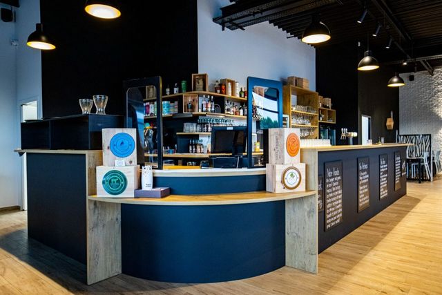 Am&eacute;nagement du Restaurant le Beau et Bon &agrave; Caz&egrave;res