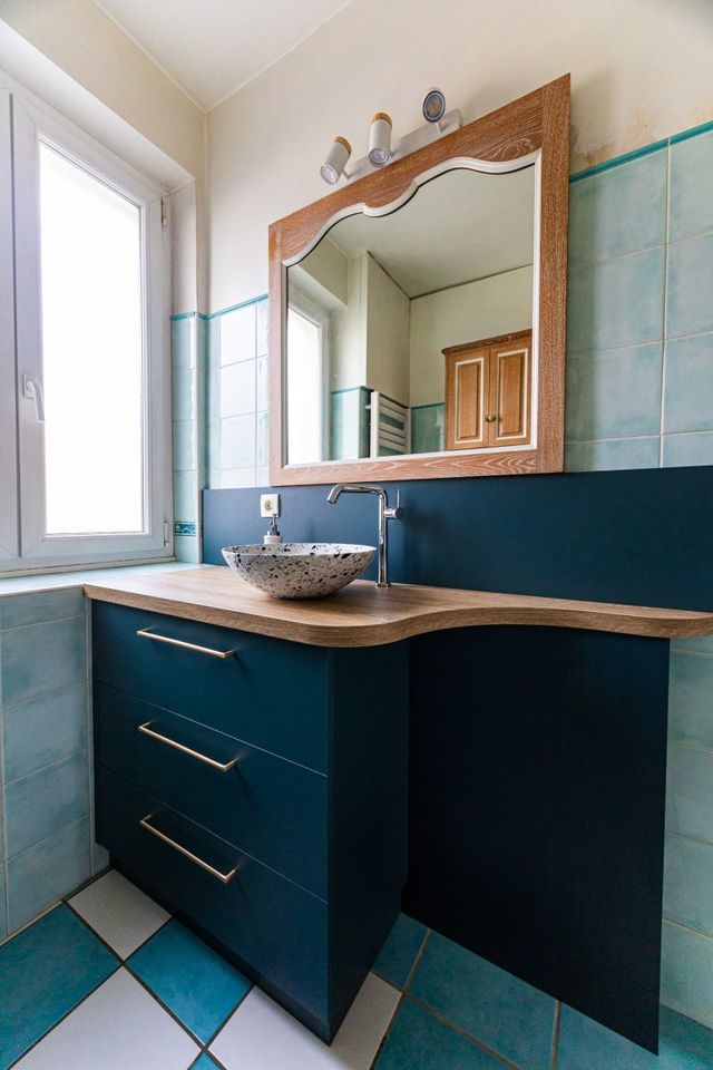 La salle de bain de Monique, meuble sur mesure &agrave; Pau